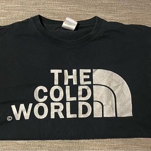 Cold World - RARE  North Face rip (M)